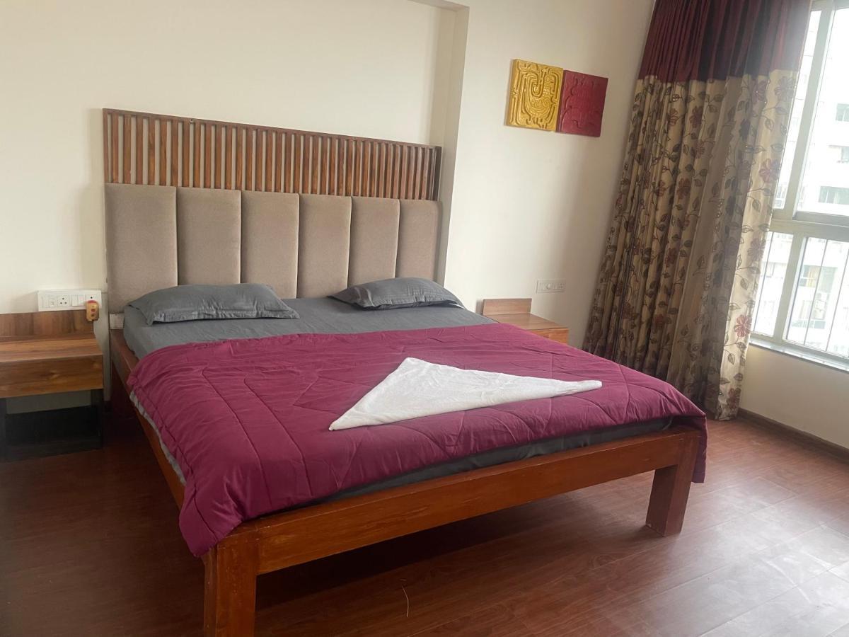 Royal Nest Premium Hotel Pune Exterior photo